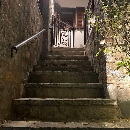 Elati's Traditional And Cosy Apartment *