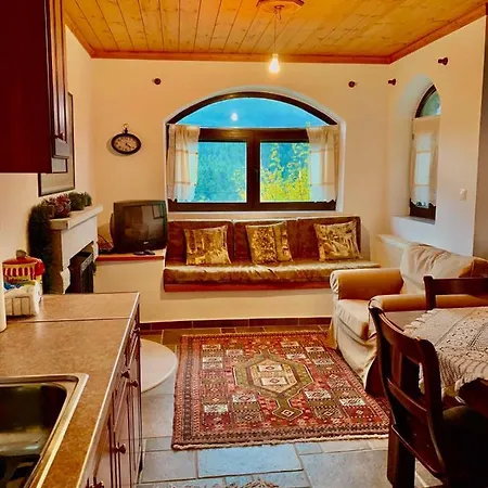 Elati's Traditional And Cosy * Elati (Peloponnese)