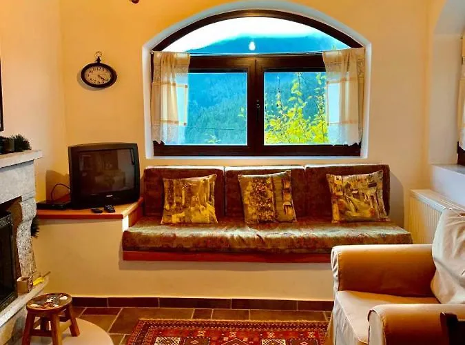 Appartamento Elati's Traditional And Cosy *