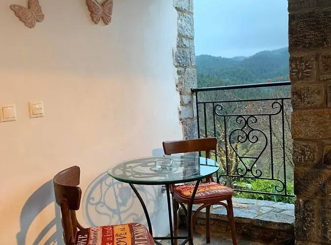 Elati's Traditional And Cosy